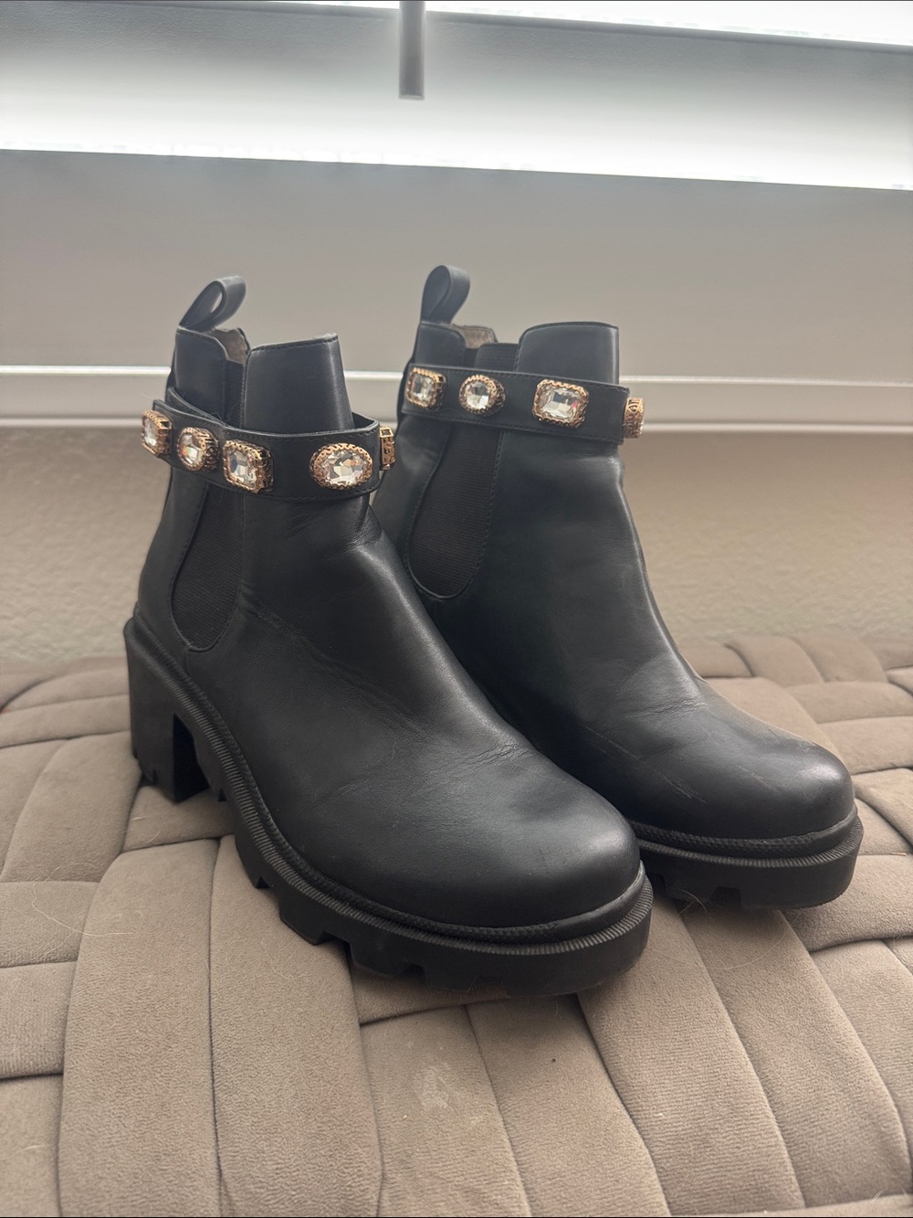 Steve Madden booties women's 8